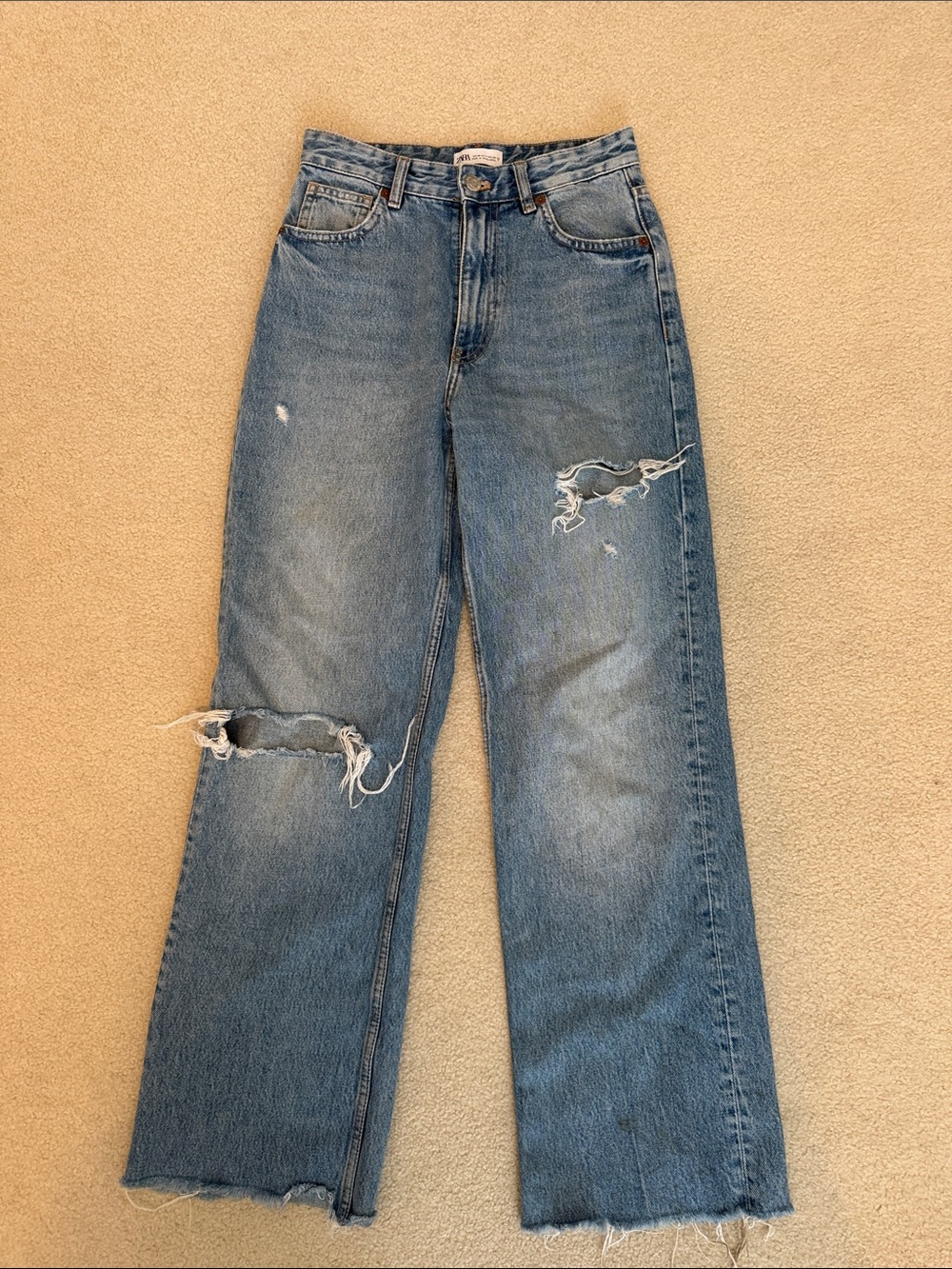 Zara wide leg jeans Size 4